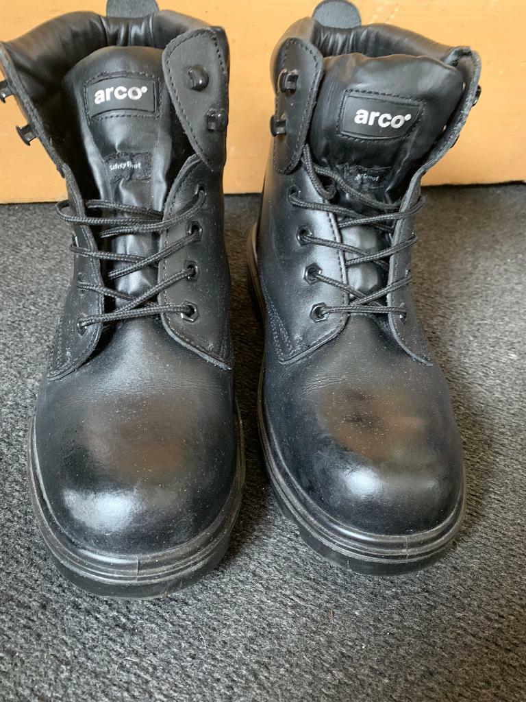 arco steel toe cap boots